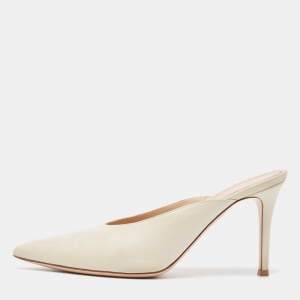 Pre Owned Gianvito Rossi Cream Leather Slides Size 37.5