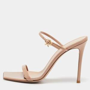 Gianvito Rossi Beige Patent Leather Ribbon Ankle Strap Sandals Size 39