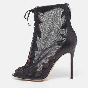مملوكة مسبقًا Gianvito Rossi Size 38 Black Leather and Mesh Ankle Length Boots