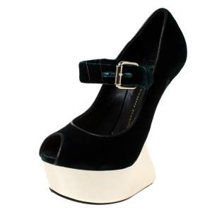 Pre Owned Giuseppe Zanotti Dark Green Velvet Buckle Strap Sculpted Wedge Pumps Size 38 