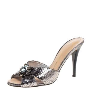 Pre Owned Giuseppe Zanotti Metallic Grey Crackled Leather Crystal Embellished Slide Sandals Size 38.5