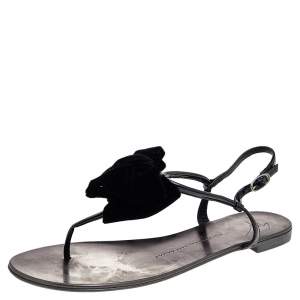 Pre Owned Giuseppe Zanotti Black Patent Leather And Velvet Bow Ankle Strap Flat Sandals Size 39.5