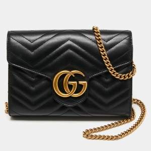 مملوكة مسبقًا Gucci Black Matelassé Leather GG Marmont Wallet On Chain