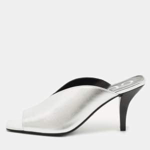 Pre Owned Gucci Silver Leather Square G Mules Size 35.5
