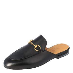 مملوكة مسبقًا Gucci Black Leather Princetown Horsebit Mules Size (Right Shoe Size 39 & Left Shoe Size 39.5)