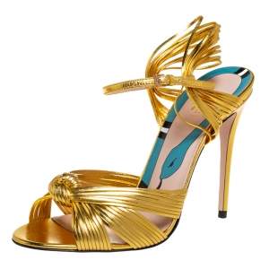 مملوكة مسبقًا Gucci Metallic Gold Leather Strappy Allie Knot Sandals Size 39
