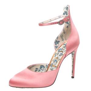 Pre Owned حذاء كعب عالي غوتشي دايزي ساتان وردي سير كاحل مقاس 39