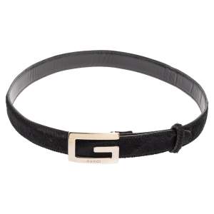 مملوكة مسبقًا حزام غوتشي رفيع إبزيم شعار شعر عجل أسود 70 سم