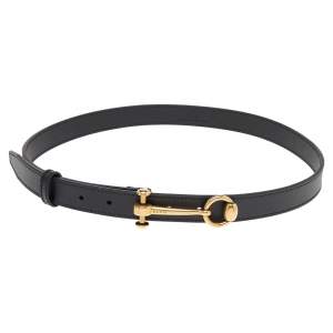 مملوكة مسبقًا حزام غوتشي جلد أسود مزين هورسبيت رفيع 90 سم