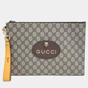 Gucci Beige Canvas GG Supreme Clutch