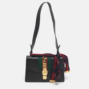 Pre Owned Gucci Black Leather Small Web Chain Sylvie Shoulder Bag