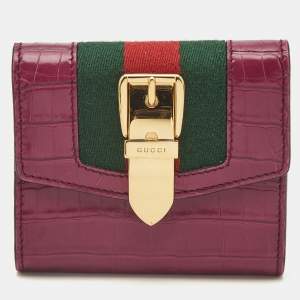 مملوكة مسبقًا Gucci Sylvie Fuchsia Crocodile Trifold Wallet