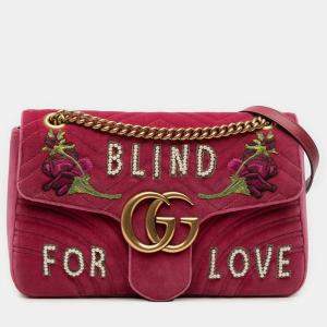 مملوكة مسبقًا حقيبة كتف غوتشي مخمل مطرز أعمى عن الحب كبير GG وردي مارمونت ماتيلاسيه