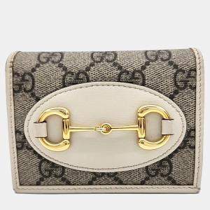 مملوكة مسبقًا Gucci Beige White PVC 1955 Horsebit Bifold Wallet