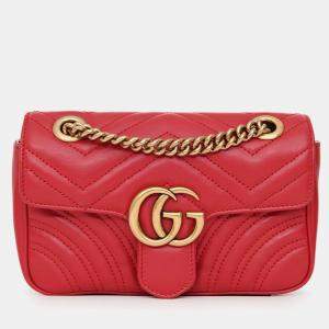 مملوكة مسبقًا Gucci Red Leather Small GG Marmont Shoulder Bag