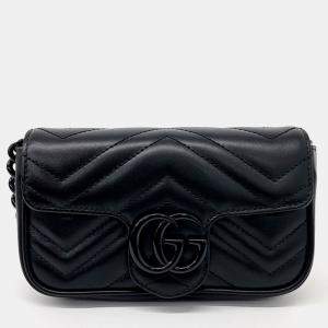 Pre Owned Gucci Black Leather  GG Marmont Belt Bag (699757)