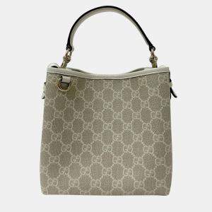 Pre Owned Gucci Gg Emblem Small Bucket Bag White Leather