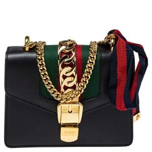 مملوكة مسبقًا Gucci Black Leather Mini Web Chain Sylvie Shoulder Bag
