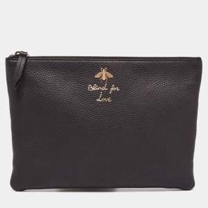 مملوكة مسبقًا Gucci Black Blind for Love Leather Clutch 