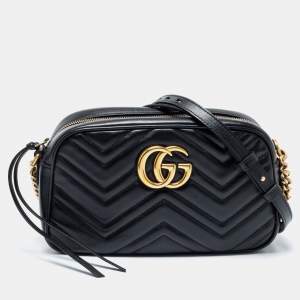 Pre Owned Gucci Black Matelassé Leather Small GG Marmont Camera Bag