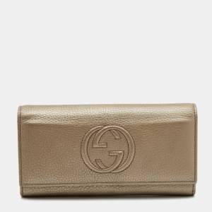 مملوكة مسبقًا Gucci Metallic Beige Leather Soho Flap Continental Wallet