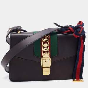 Pre Owned Gucci Black Leather Small Web Sylvie Flap Shoulder Bag