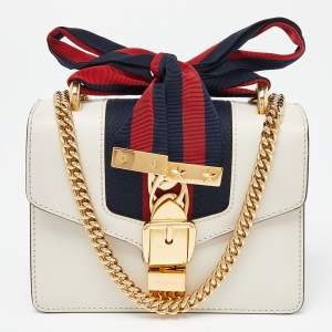 Pre Owned Gucci Off White Leather Mini Web Chain Sylvie Crossbody Bag