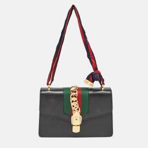 Pre Owned Gucci Black Leather Small Web Sylvie Shoulder Bag