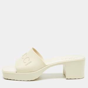 Pre Owned Gucci Cream Rubber Embossed Logo Slide Sandals Size 35 