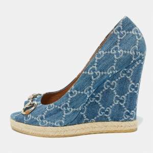 Pre Owned Gucci Blue GG Denim Charlotte Horsebit Peep Toe Wedge Pumps Size 39.5