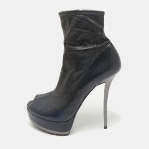 Gucci Black Leather Zipped Ankle Length Boots Size 39