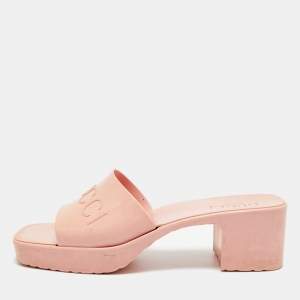 مملوكة مسبقًا Gucci Size 38 Pink Rubber Slide Sandals