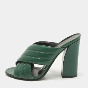 مملوكة مسبقًا Gucci Webby Size 41 Green Quilted Leather Slide Sandals                                    