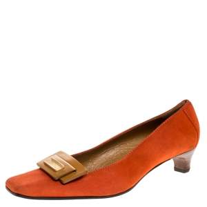 Pre Owned Gucci Orange Suede Buckle Embellished Square Toe Pumps Size 38.5
