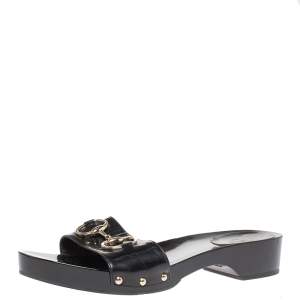 مملوكة مسبقًا Gucci Black Patent Leather Horsebit Platform Clog Sandals Size 40
