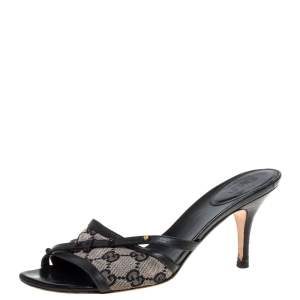 Pre Owned Gucci Beige/Black GG Canvas And Stud Embellished Leather Slide Sandals Size 37.5