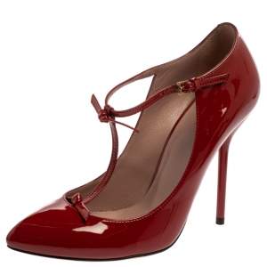 Pre Owned حذاء كعب عالى غوتشى سيور حرف تى بيفرلى جلد لامع أحمر مقاس 36