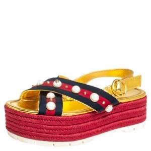مملوكة مسبقًا Gucci Multicolor Leather And Canvas Web Line And Pear Studded Wedge Sandals Size 38
