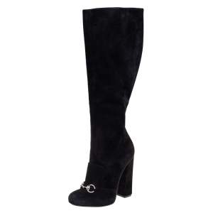 مملوكة مسبقًا Gucci  Black Suede Horsebit Block Heel Boots Size 38