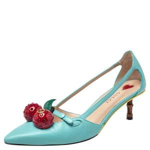 مملوكة مسبقًا Gucci Blue Leather Cherry-Embellished Pumps Size 36