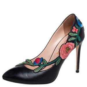 مملوكة مسبقًا Gucci Black Embroidered Leather Ophelia Pumps Size 37.5