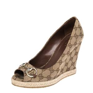Pre Owned Gucci Beige GG Canvas Charlotte Horsebit Wedge Pumps Size 38.5