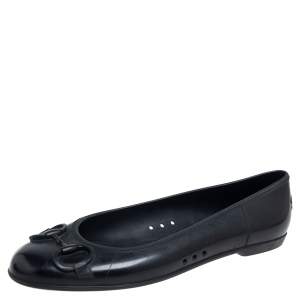 Pre Owned Gucci Black Rubber Horsebit Flats Size 38