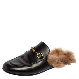 مملوكة مسبقًا Gucci Black Leather and Fur Princetown Horsebit Flat Mule Sandals Size 38