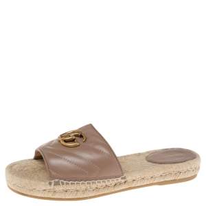 مملوكة مسبقًا صندل سلايد إسبادريل غوتشي جي جي مارمونت بيلار جلد بيج مقاس 37.5