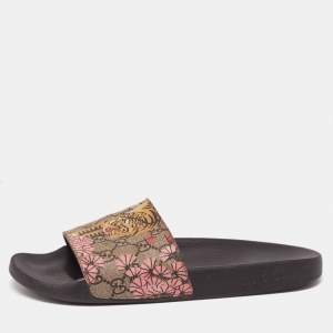 مملوكة مسبقًا Gucci Mulitcolor Tiger Print GG Supreme Canvas Slide Flat Sandals Size 42