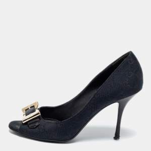مملوكة مسبقًا Gucci Black GG Canvas Metal Bow Peep Toe Pumps Size 38