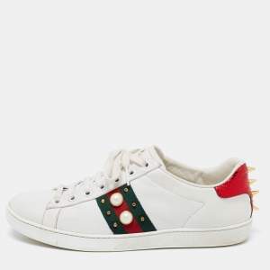 مملوكة مسبقًا Gucci White Leather Faux Pearl Embellished Ace Sneakers Size 39