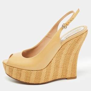 Gucci Light Yellow Patent Leather Wedge Platform Slingback Sandals Size 38 