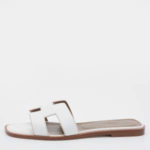 مملوكة مسبقًا Hermes White Leather Oran Flat Slide Sandals Size 39
